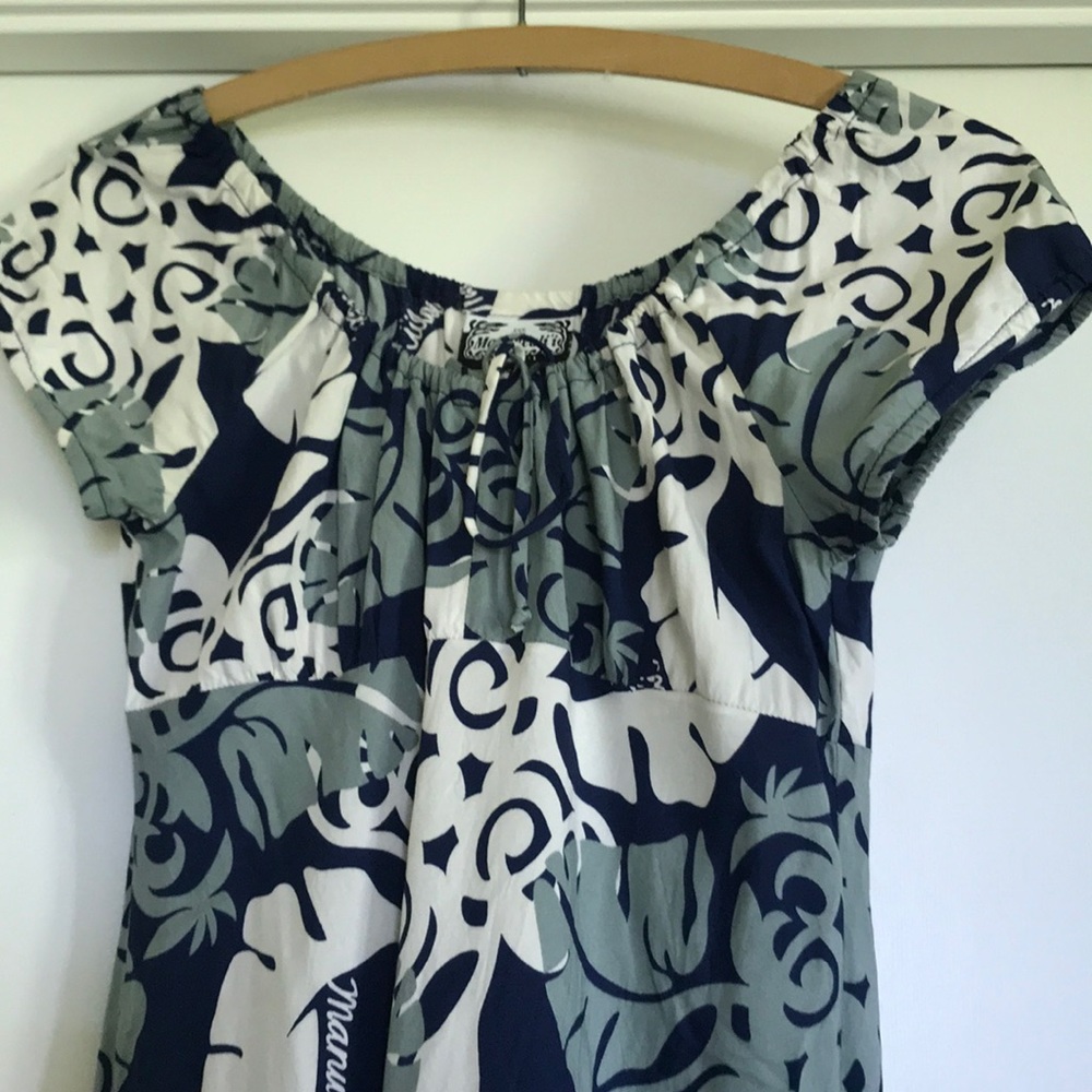 Manuhealiʻi Dress
